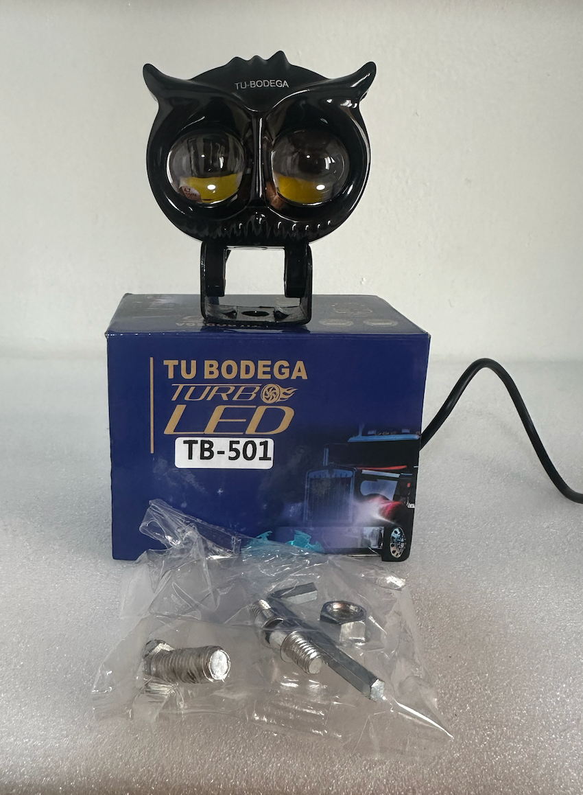 Farola TB-530 – Potencia LED de 20W con RGB Integrado 🌟